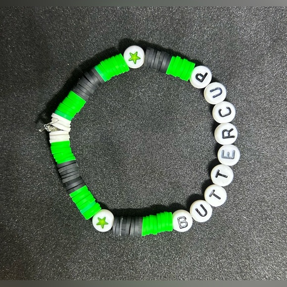 Buttercup (The Powerpuff Girls) Heishi Bracelet - Picture 8 of 12